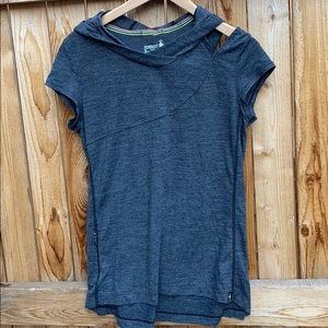 Adorable Smartwool cap sleeve